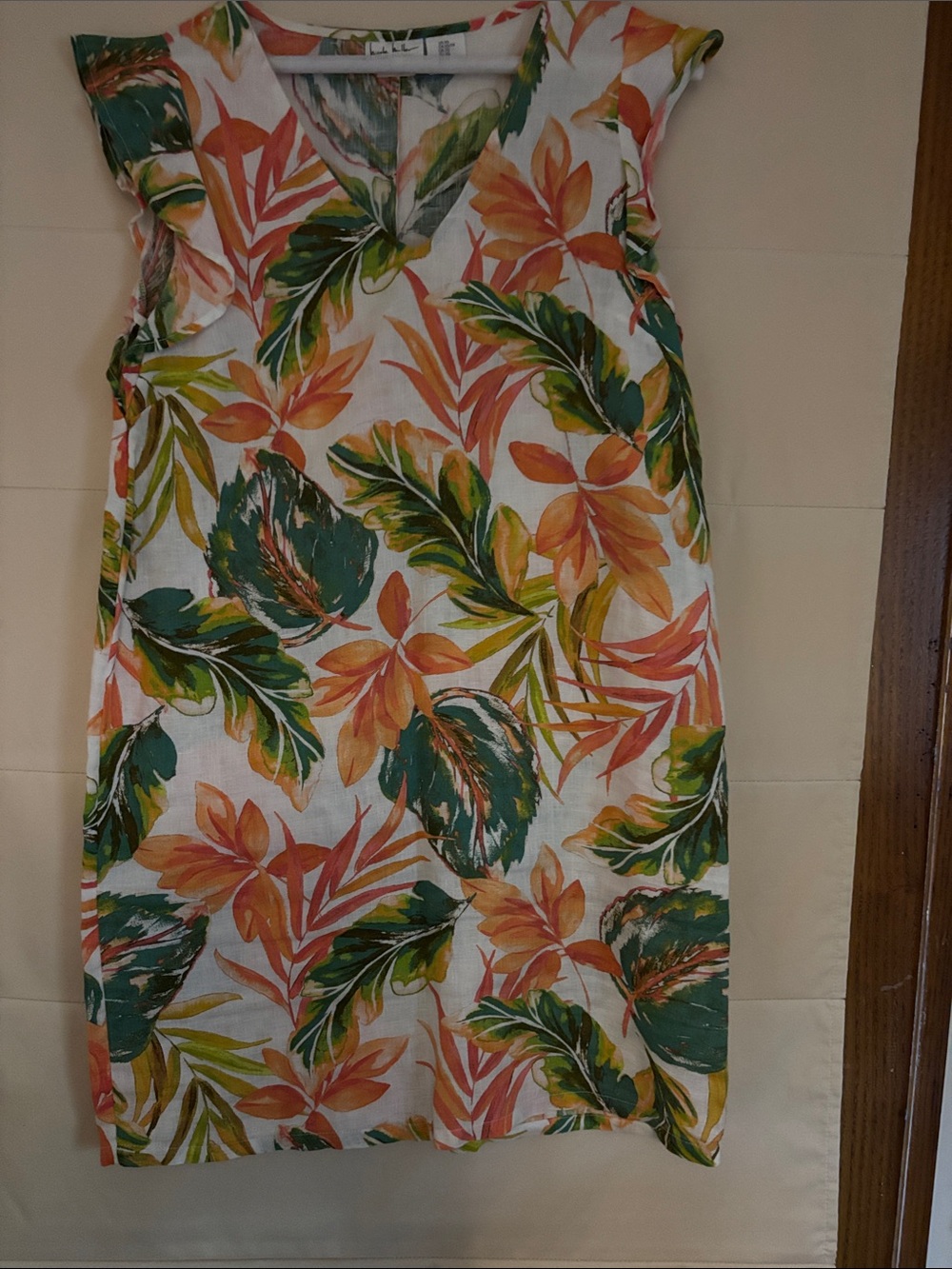 Tropical Leaf Print Sleeveless Shift Dress - White & Green